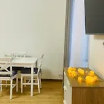 Затишні Дворівневі Апартаменти-Старе Місто Apartment